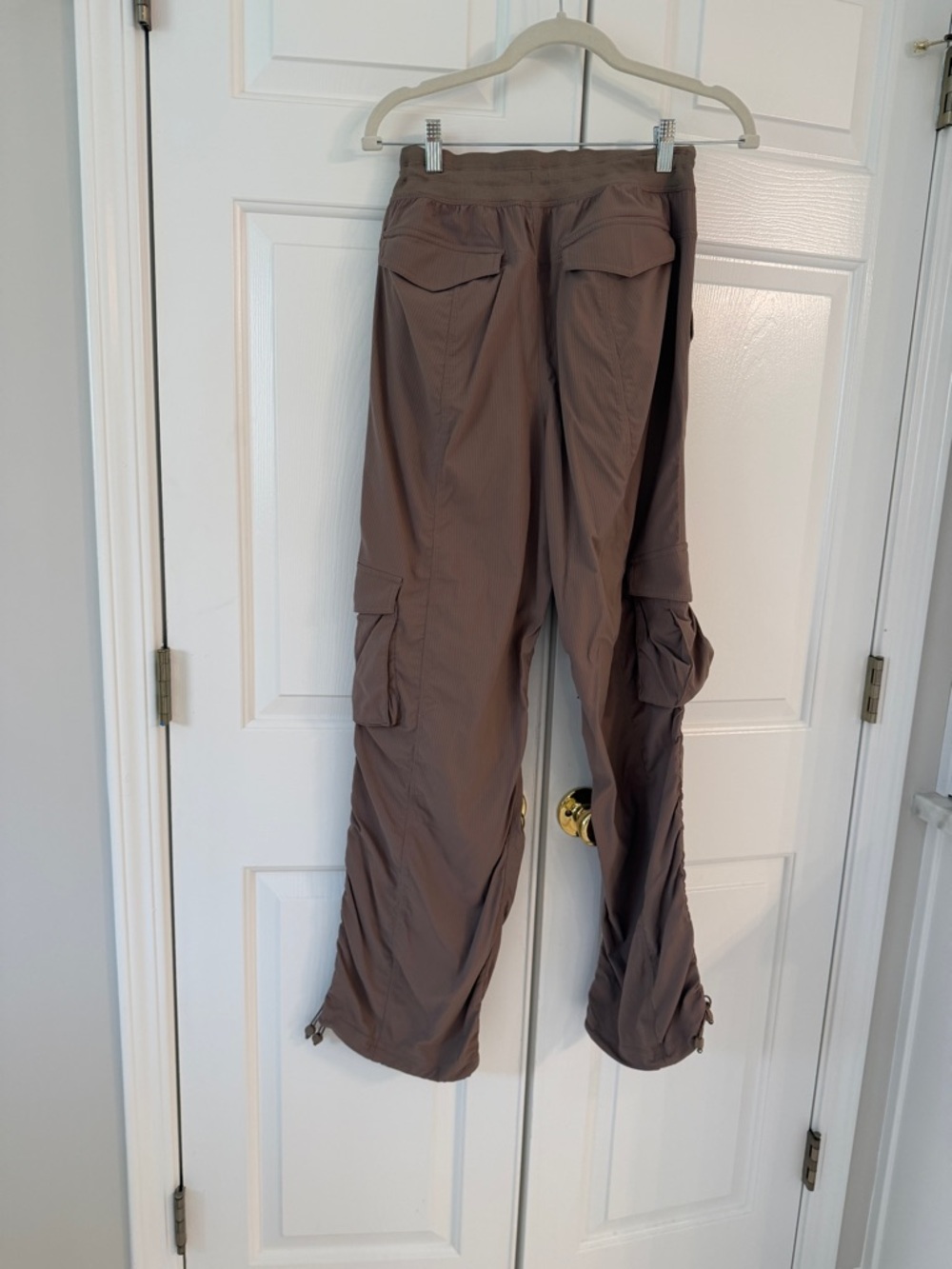 lululemon Dance Studio Relaxed Fit mid-rise Cargo Pants - Picture 5 of 9